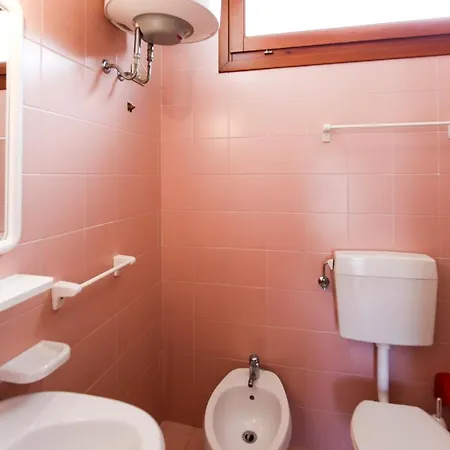 Appartaments Con Piscina Vicini Al Mare 아파트